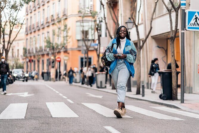 Private Leeds Exploration Through Time and Art - Authentic Insights from Past Travelers