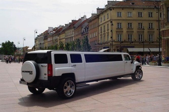 Private Limo Service: Airport Transfer from Chopin WAW - Meeting Points and Drop-Offs