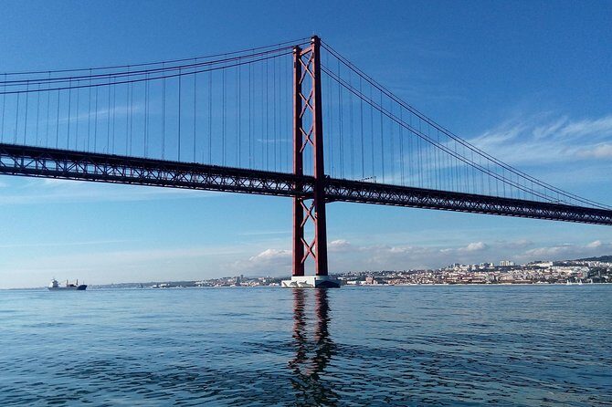 Private Lisbon Sailing Cruise on Sailing Yacht - FAQs