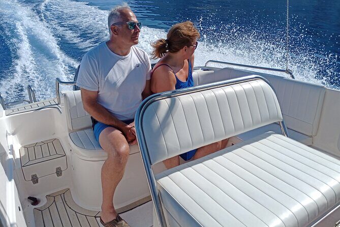 Private Luxury 6.5m 140hp Speedboat cruise Shipwreck & Blue Caves - FAQs