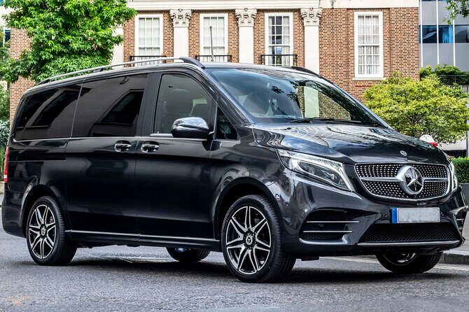 Private Luxury Van from London Gatwick Airport to Central London - The Experience in Detail