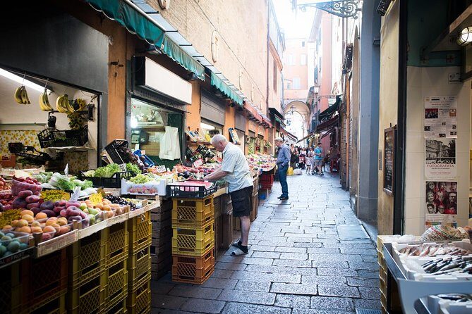 Private market tour, lunch or dinner and cooking demo in Viareggio - Price and Value Analysis