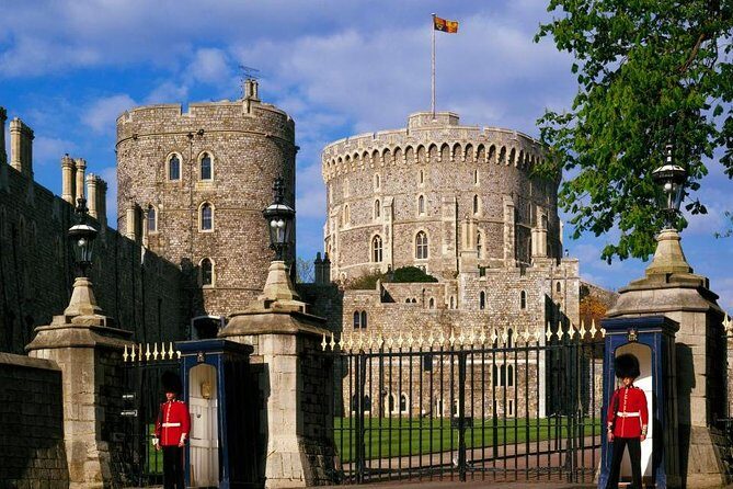 Private One Way or Round Trip Transfer : London to Windsor Castle or LEGOLAND - The Itinerary in Detail: Windsor Castle & LEGOLAND