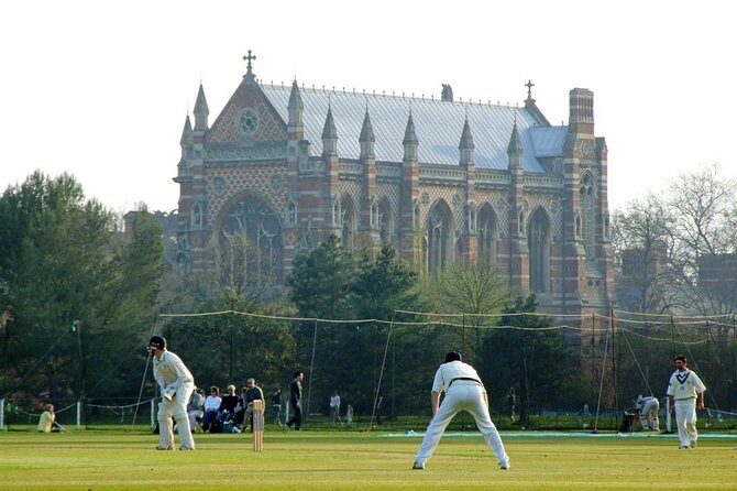 Private One Way Transfer: London to Oxford / Oxford to London - Who Should Consider This Service?