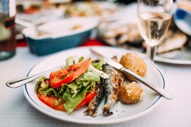 Private & Personalized Food Tour of Porto with a Local Guide - The Guide & Overall Experience