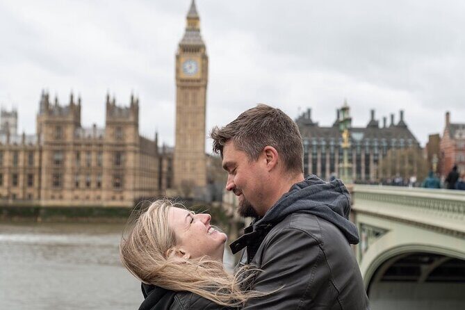 Private Professional PHOTOSHOOT in Paris - Who Should Consider This Photoshoot?