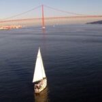 Private Romantic cruise with sparkling wine- 2-Hour- Lisbon - Why Choose This Cruise?