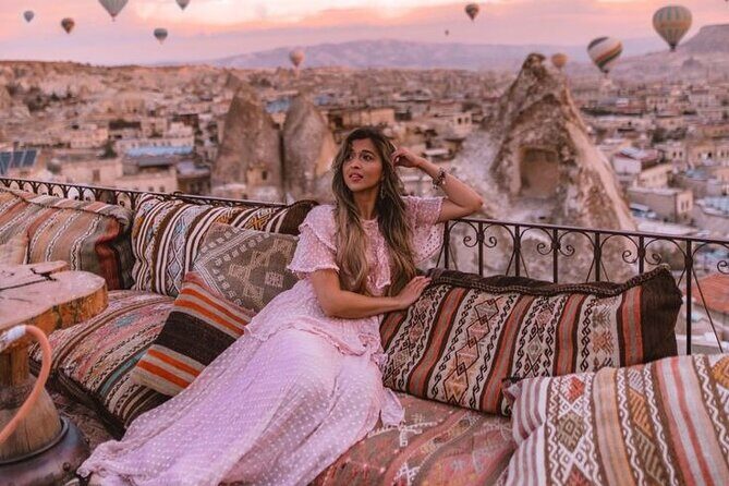 Private Romantic Photoshoot in Cappadocia with Balloon View - The Itinerary Breakdown