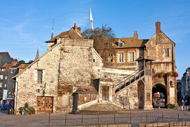 Private round transfer to Deauville Rouen Honfleur from Le Havre - Rouen: The Historic Heart of Normandy