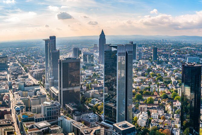 Private Sightseeing Flight above Frankfurt - The Value of This Flight Experience