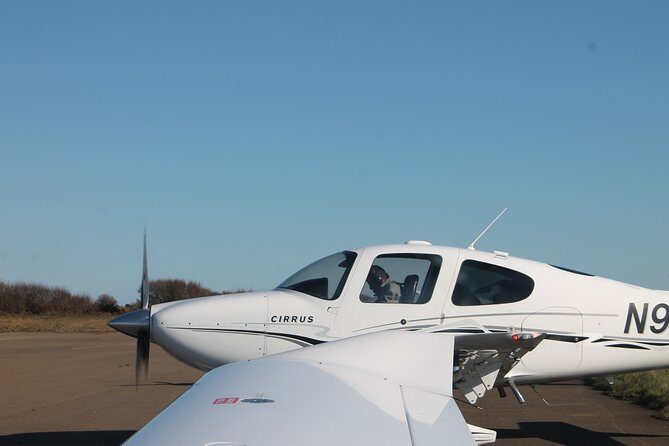 Private Sightseeing Flight around the Bavarian Alps and Munich - The Experience: What to Expect from Start to Finish