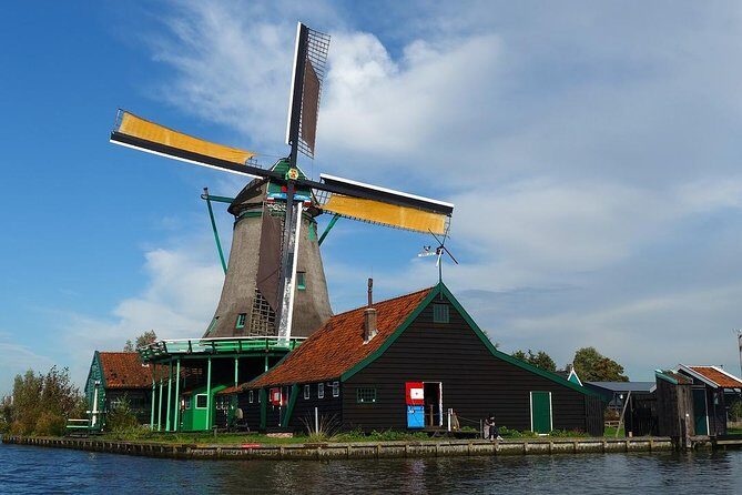 Private Sightseeing to Windmills, Volendam, Marken from Amsterdam - Who Is This Tour Best For?