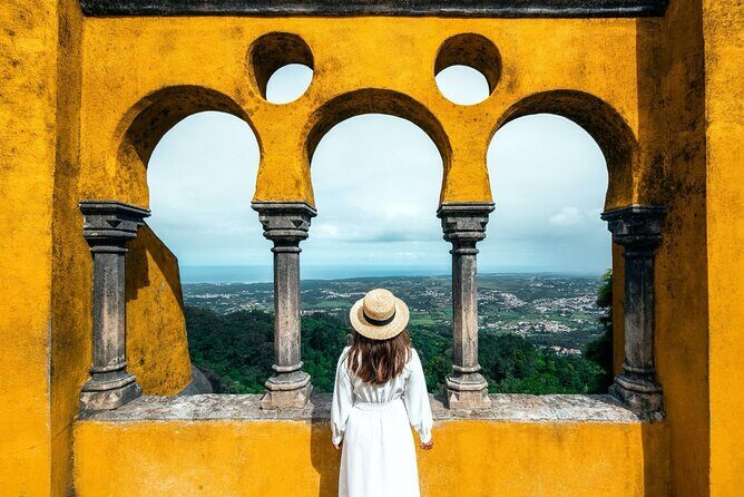 Private Sintra & Cascais Tour  Palaces, Wine & Views from Lisbon - The Value of a Guided Tour in Sintra
