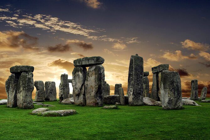 Private Stonehenge, Woodhenge, Avebury Stone Circle Day Tour - Practical Tips for Travelers