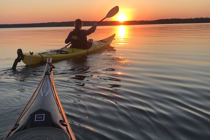 PRIVATE Sunset Kayaking in Stockholm Archipelago Nature Reserve - What Makes This Experience Special?