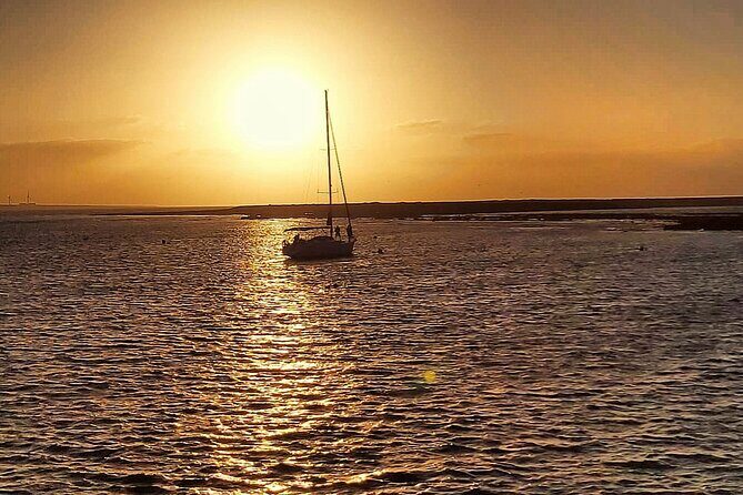 Private Sunset Sailing Tour from Corralejo Fuerteventura 3h - What Makes This Tour Stand Out?
