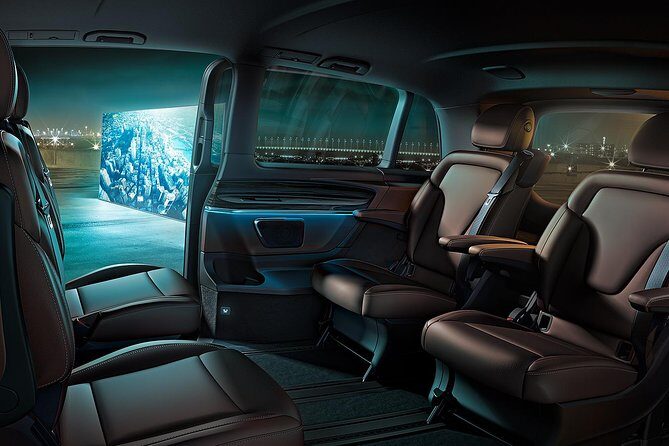 Private Taxi Service between Amsterdam and Schiphol Airport - Who Will Love This Service?