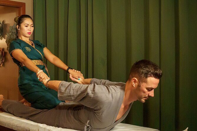 Private Thai Massage Session in Barcelona - Practical Details and Tips