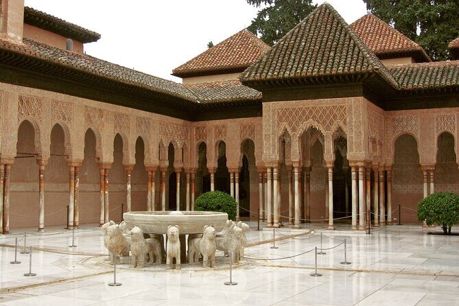 Private Tour Alhambra, Generalife and Nasrid Palaces - Why Choose a Private Tour?