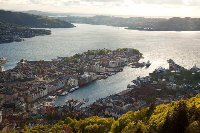 PRIVATE TOUR: Bergen city sightseeing, 3 hours - What sets this tour apart