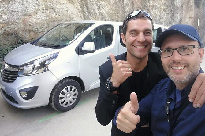 Private tour: Dali Museum in Figueres and Púbol Tour with Hotel pick-up - Gala Dalí’s Castle in Púbol: An Intimate Glimpse