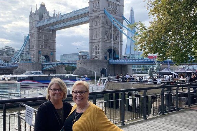 Private Tour: Downton Abbey London Locations by Taxi - Starting with a Classic London Black Taxi