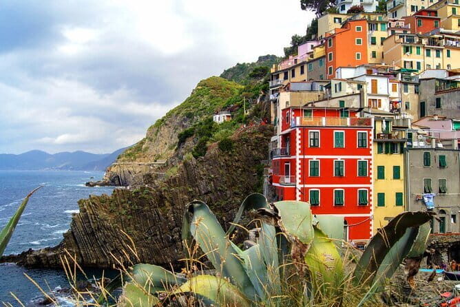 Private Tour from Florence Cinque Terre with Tower of Pisa - Transportation and Logistics