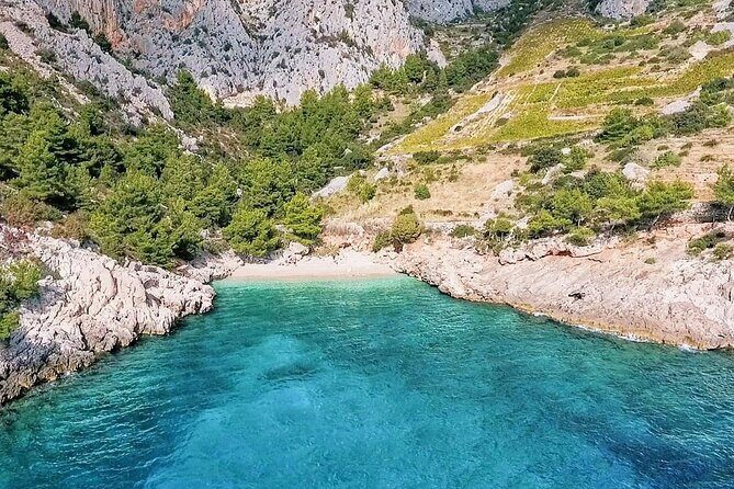 Private Tour of Red rocks, Pakleni Islands and Hvar's Southern Beaches - FAQs