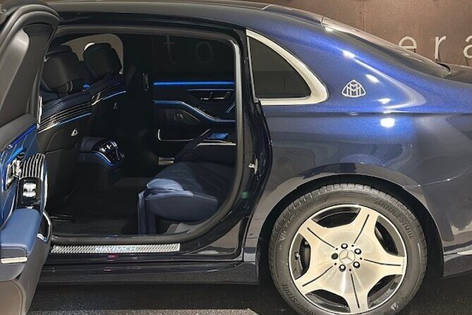 Private tour of Rome 4 hours with Mercedes Maybach S 580 4 matic - The Luxury and Practical Aspects
