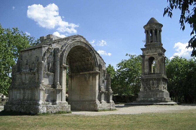 Private tour of the Alpilles, Arles and Baux de Provence - Stop 2: Saint-Remy-de-Provence — Free Time to Explore and Lunch