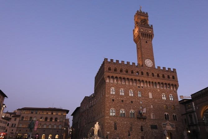 Private Tour of the Dark Heart of Florence at Sunset - Detailed Itinerary Breakdown