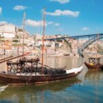 Private Tour Porto With Departure From Lisbon - Exploring Porto’s Historic Heart: Igreja de São Francisco and São Bento Station
