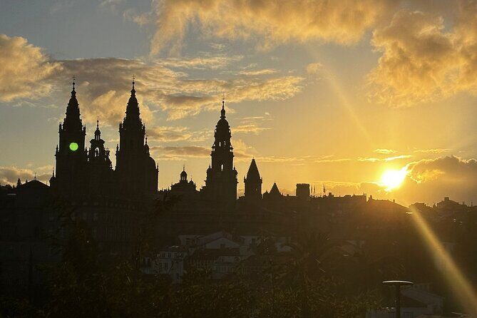 Private tour Santiago de Compostela with tickets - Who Should Book This Tour?