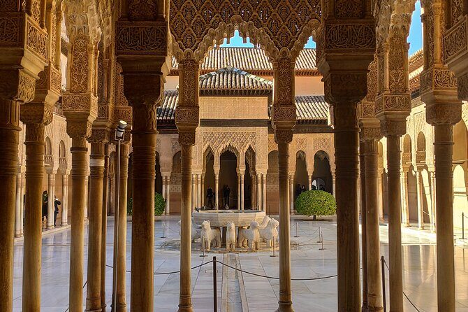 Private tour to Granada from Seville with visit to the Alhambra - An In-Depth Look at the Tour