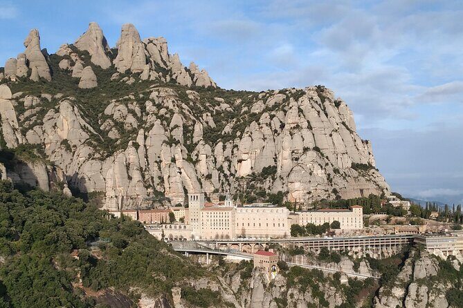 Private Tour to Montserrat with a specialized local guide - Who Will Appreciate This Tour?