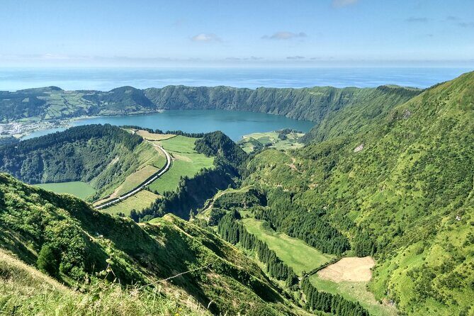 Private Tour Volcanic Lakes Sete Cidades and Lagoa do Fogo - Who Should Book This Tour?