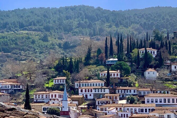 Private Traditional Turkish Breakfast & Sirince Village Tour By Locals - What’s Included & Not Included
