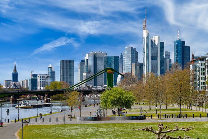 Private transfer: Berlin to Frankfurt with 2h for sightseeing - Final Thoughts