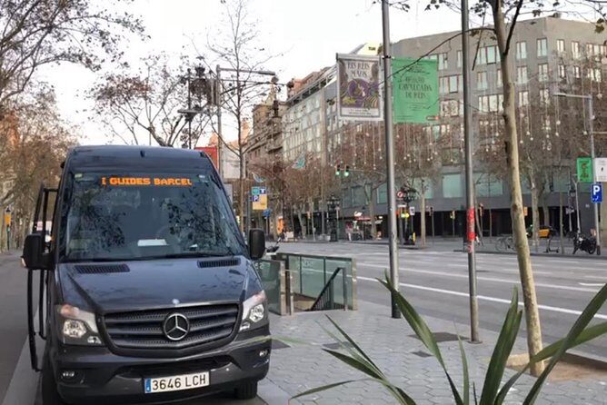 Private Transfer from Barcelona city to Harbor up to 15 people - Why Travelers Love This Service