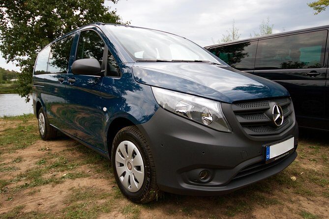 Private Transfer from Cesky Krumlov to Prague - FAQs