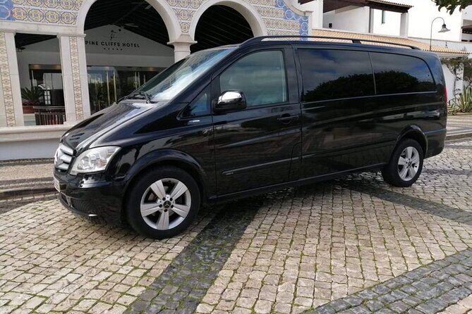 Private Transfer from Faro Airport to Carvoeiro (1-4 pax) - The Booking and Checking-In Experience