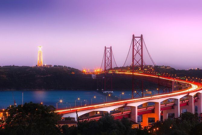 Private Transfer from Madrid to Lisbon with 2 hours for sightseeing - Transportation and Comfort