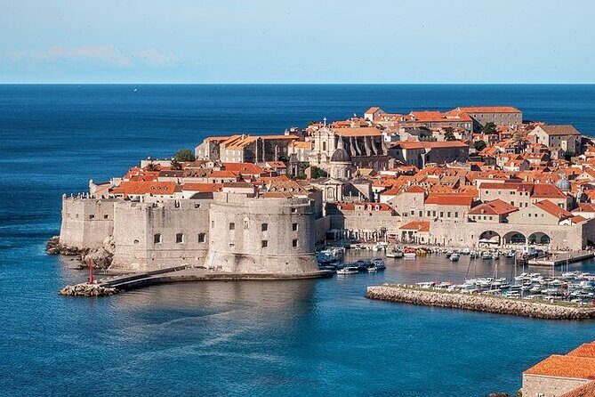 Private Transfer from Makarska to Dubrovnik with 2h Sightseeing, local driver - Delivering Value Beyond Just Transportation