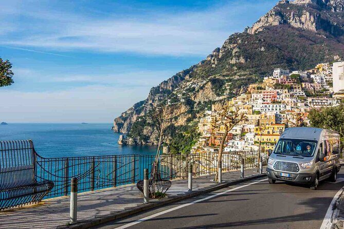 Private transfer from Naples to Sorrento or return - Meeting Points and Flexibility