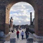 Private transfer from Napoli to Sorrento with stopover in Pompeii ruins - FAQ