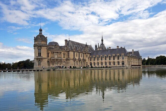Private transfer from Paris to Chantilly or Chateau de Montvillargenne - Authentic Insights from Travelers