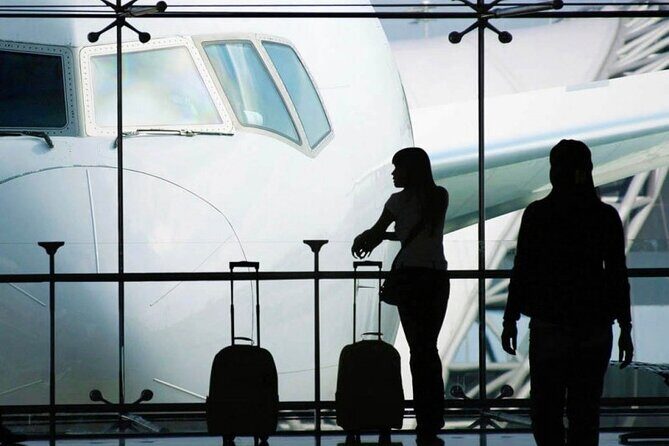 Private Transfer from Paris to Charles de Gaule Airport for 1-3 persons - Practical Details to Keep in Mind