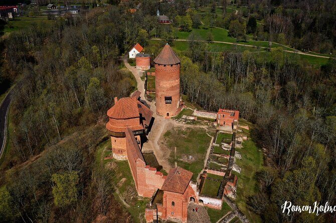 Private Transfer from Tallinn to Riga and Stopover at Turaida - A Closer Look at the Transfer Experience