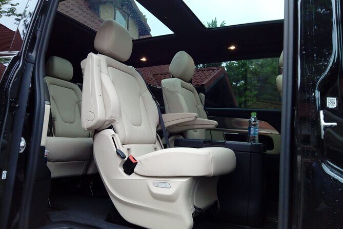 Private transfer Otopeni Airport OTP - Hotels in Bucharest - Analyzing the Value for Money