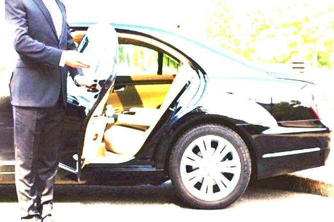 Private transfer Praiano to Naples - Who is this transfer best suited for?